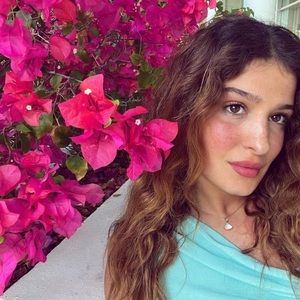 Meet your Posher, Yarah